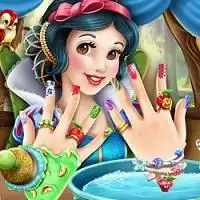 Snow White Nails